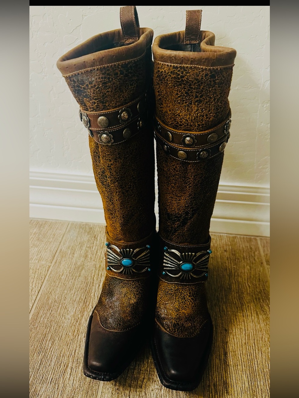 NEW OLD GRINGO bow guard boot in rust roxy cow sz 10 Double D Ranch